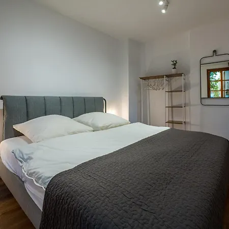 Krebiehls Winkelhof * Herxheim am Berg